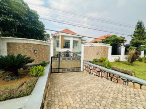 Kibagabaga 5 - Bedroom Villa